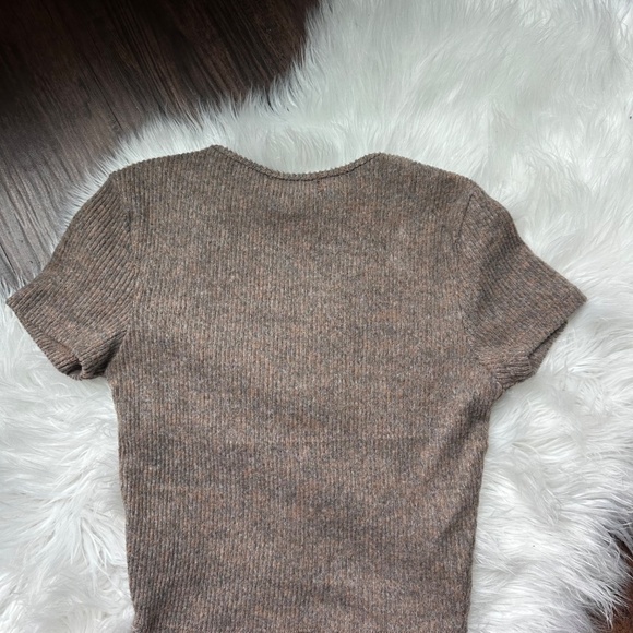 Forever 21 • Cozy Ribbed Crop Sweater Tee • Mocha • Medium - Picture 5 of 5